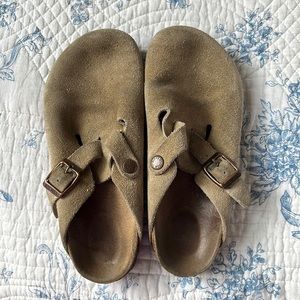 Taupe Birkenstock Boston